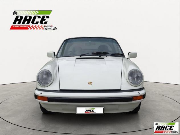 PORSCHE - 911