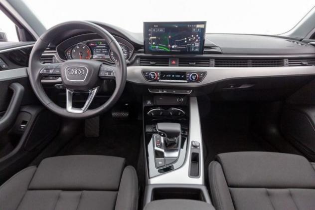 AUDI A4 Avant 35 TDI S tronic S line Sline rif. 22366524 - Foto 6