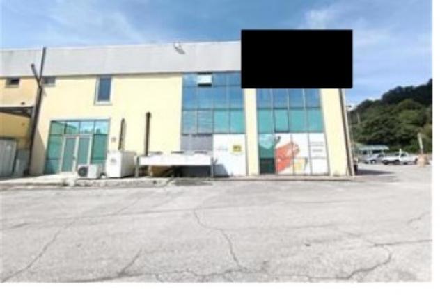 Immobile in asta di 290 m² con più di 5 locali in vendita a San Severino Marche - Foto 3