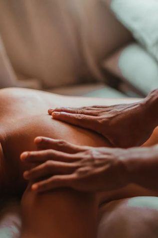 Massaggi Novara/Varese e provincia Tel:3773478516
