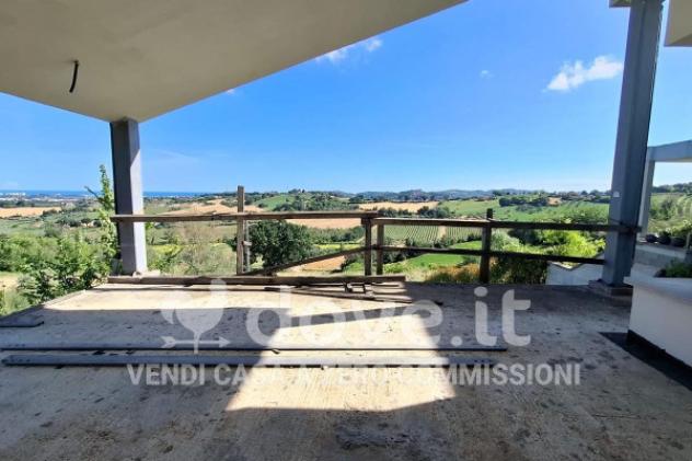 Villa di 440 m² con più di 5 locali e box auto in vendita a Tavullia - Foto 7