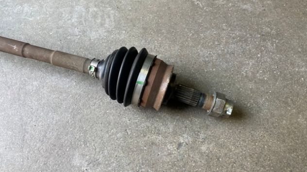 Semiasse posteriore Fiat Panda 1.3 M.Jet 4x4 del 2014 (518778290) - Foto 2