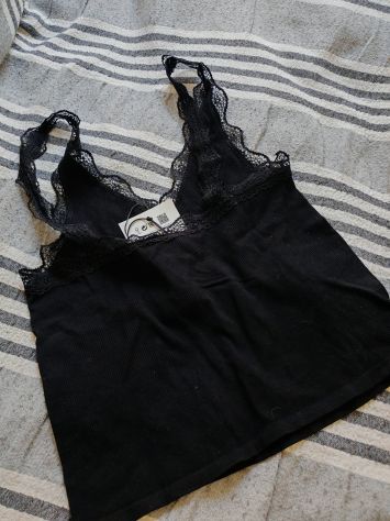 Vendo crop top nuovo - Foto 2