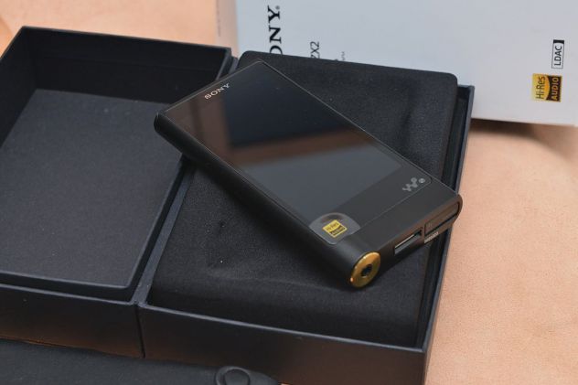 Sony NW-ZX2 WALKMAN HI-RES LDAC 128/528GB Nuovo (regalo) - Foto 3