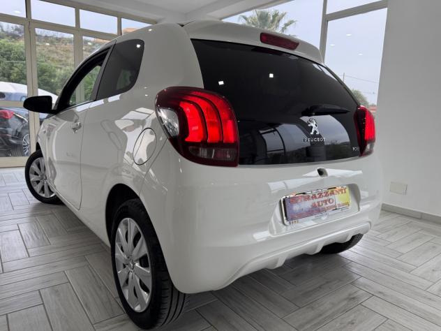 Peugeot 108 VTi 72 S&S Allure DA VETRINA2021 - Foto 4