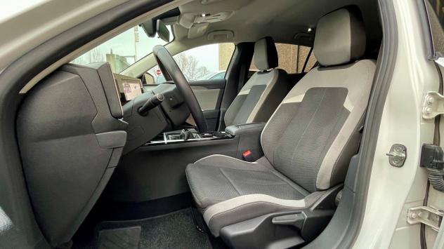 OPEL ASTRA 1.5 TURBO DIESEL BUSINESS ELEGANCE 131CV - FULL LED, VIRTUAL COKPIT, NEOPATENTATI - Foto 10