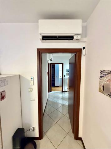 V0321 - BOMPORTO, A 300MQ DAL CENTRO, MAISONETTE CON AMPIO GIARDINO, SPAZIOSA ZONA GIORNO, 2 CAMERE, 2 BAGNI - Foto 18
