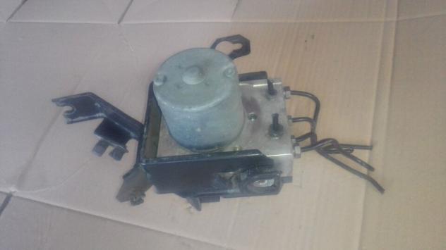 Centralina / Pompa ABS BOSCH 0265224083 per Alfa 147 - Foto 4