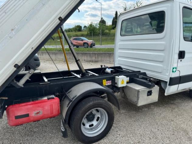 IVECO 35C10 con cassone ribaltabile trilaterale rif. 24013261 - Foto 3