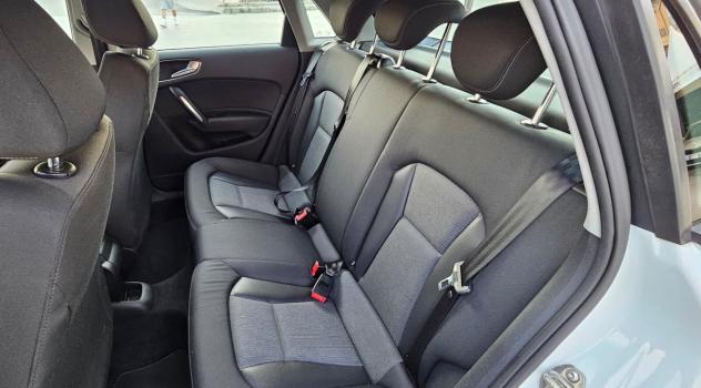 Audi A1 TDI 1.6 90CV Ambition - Foto 7