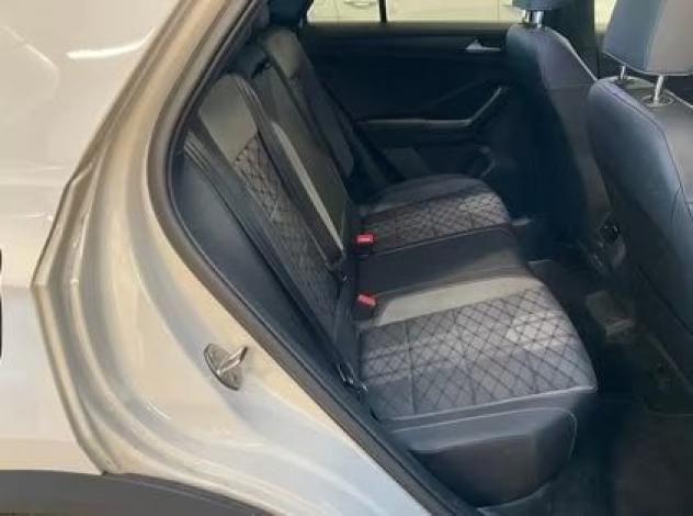 Volkswagen T-Roc 1.5 TSI ACT R-Line DSG LED NAVI CAMERA - Foto 6