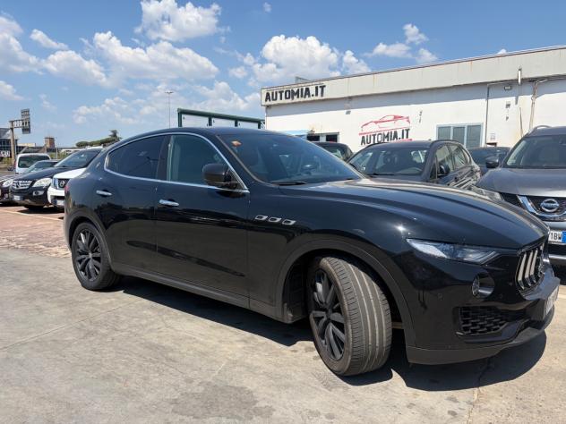 Maserati Levante V6 Diesel 275 CV AWD - Foto 3