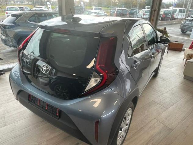 TOYOTA Aygo X 1.0 VVT-i 72 CV 5 porte Active CVT rif. 22956614 - Foto 7