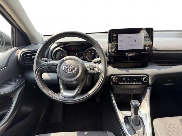 Toyota Yaris Hybrid Trend MY22 - Foto 8