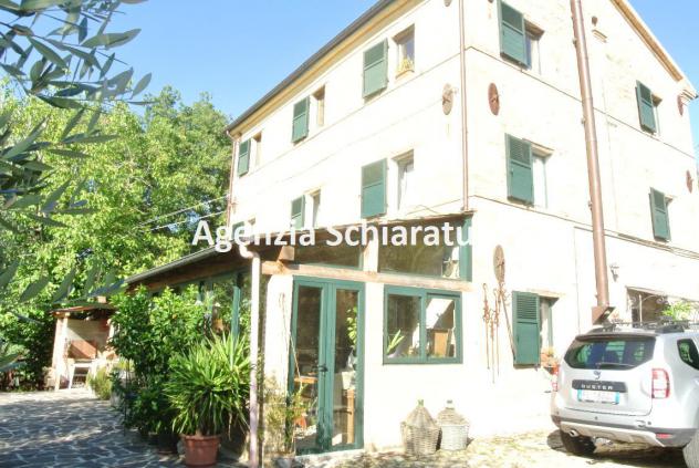 SANT'ANGELO IN LIZZOLA VENDESI CASOLARE STORICO CON SCOPERTO ESCLUSIVO - Foto 3