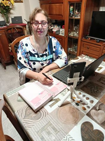 Cerco lavoro come Setter da remoto  ( presa appuntamenti)