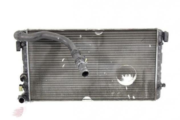 1C0121201A RADIATORE ACQUA VOLKSWAGEN NEW BEETLE 1.9 D 66KW 5M 3P (2001) RICAMBIO USATO