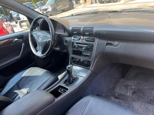 MERCEDES Classe C Station Wagon 270 CDI Avantgarde - Foto 4