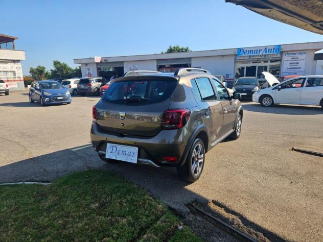 DACIA - Sandero - Stepway 1.5 dCi 90 CV S&S - Foto 7