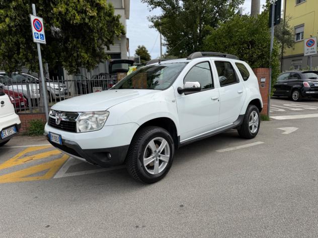 Dacia Duster 1.6 110CV 4x2 Laurte NEOPATENTATI