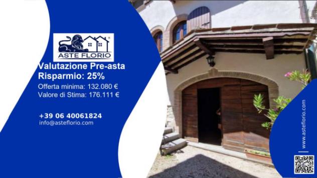 Immobile in asta di 309 m² con più di 5 locali e box auto in vendita a Gualdo Tadino - Foto 2