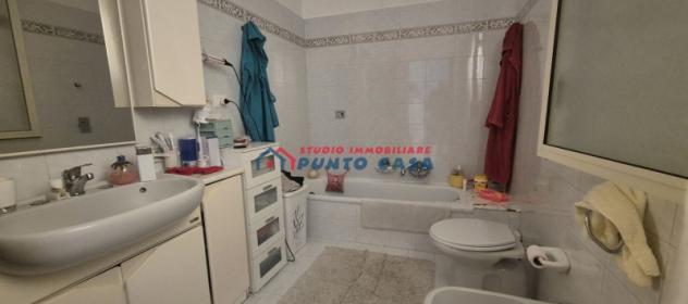 VALDERICE - Casa a solo piano terra e primo, mq 180 ca, ampio 4 vani oltre accessori con giardino e terrazzo. Ristrutturata. Euro 200mila CL GI - Foto 10