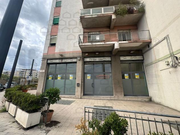 NEGOZIO di 4 vani e di 150 mq (MESSINA) rif. 2VS16954 - Foto 4
