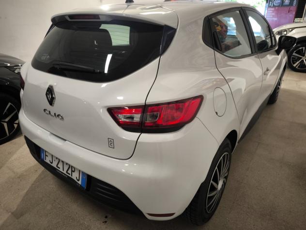 Renault Clio 1.2 75CV 5 porte Life - Foto 4