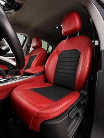 Alfa Romeo Stelvio 2.2 Turbodiesel 190 CV AT8 Q4 Sprint - Foto 8