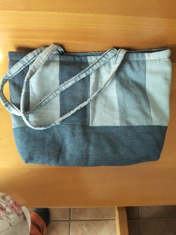 Borsa a tracolla handmade denim riciclato patchwork – unica! - Foto 3