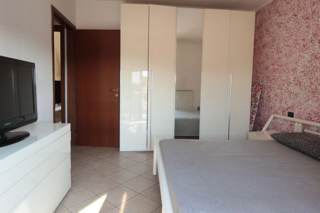 BELLUSCO – ULTIMO PIANO, BILOCALE CON CANTINA E BOX DOPPIO - Foto 5