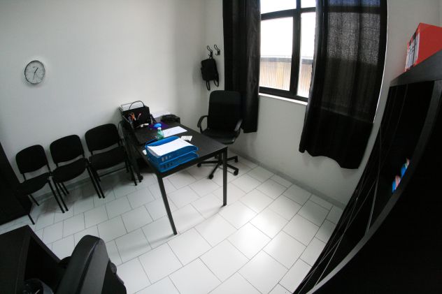 Ufficio personalizzato pronto per 3 persone - Foto 4