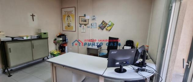 VIA VIRGILIO – Appartamento uso ufficio non arredato al P.T. rialzato, 130 mq ca. – 6 vani + acc. + p.auto. Buone condizioni. Euro 700 CL GI - Foto 10