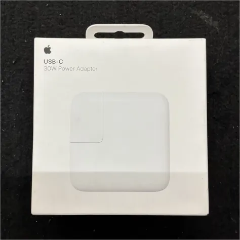 Apple Alimentatore USB?C 30W ricarica veloce 1 porta bianco MW2G3ZM/A