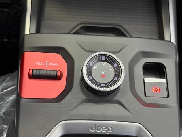 JEEP COMPASS 2026 1.2 Turbo 145CV Hybrid First Edition KM0 - Foto 9