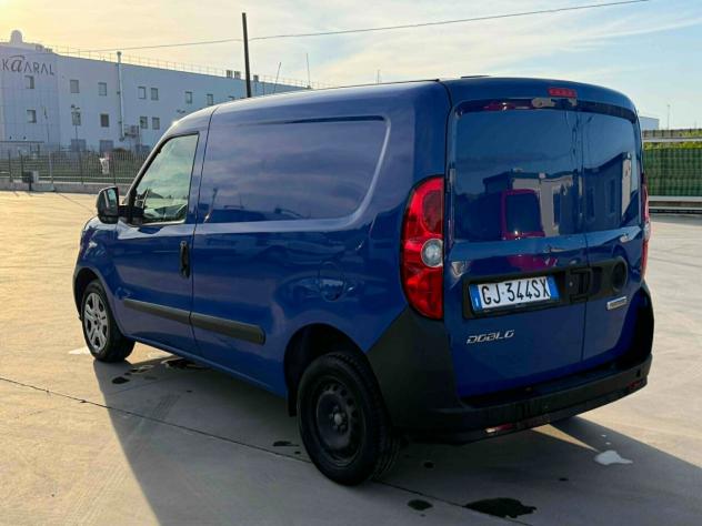 Fiat Doblo Dobl1.6 MJT 90CV S&S PC-TN Cargo Lounge - Foto 9