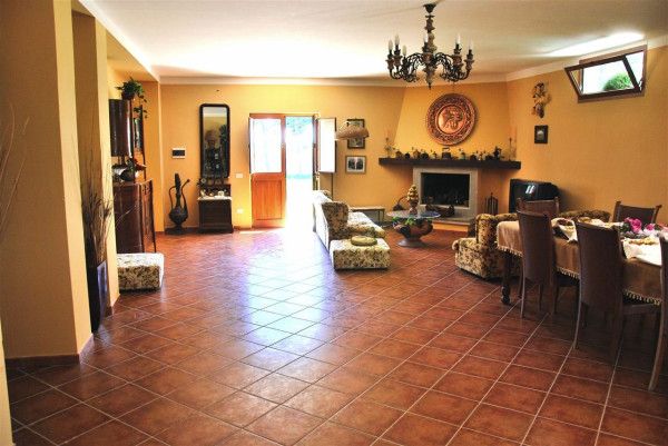 VENDITA VILLA -VIA ASCOLI-STRADA SAN NICOLA-MONTE CALVELLO - Foto 5