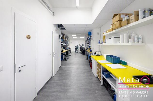 LABORATORIO/UFFICIO DI 193 M² CON DOPPIO INGRESSO - Foto 15