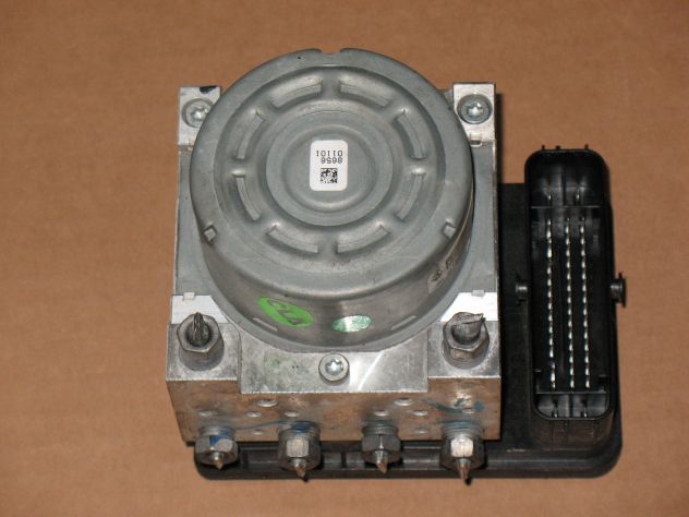 476601404R 28516747093 POMPA ABS RENAULT CLIO CAPTUR MEGANE 10022022974