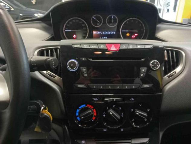 LANCIA Ypsilon 1.2 69 CV 5 porte ** OK NEOPATEN. ** rif. 23772420 - Foto 5