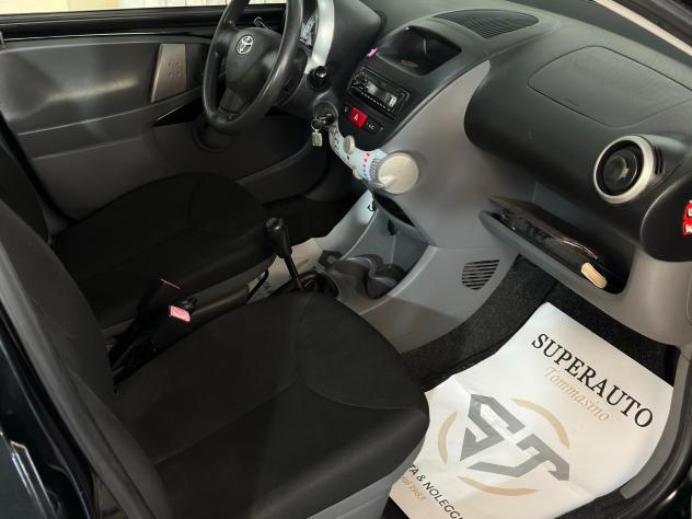Toyota Aygo 1.0 12V VVT-i 5 porte Sol - Foto 7