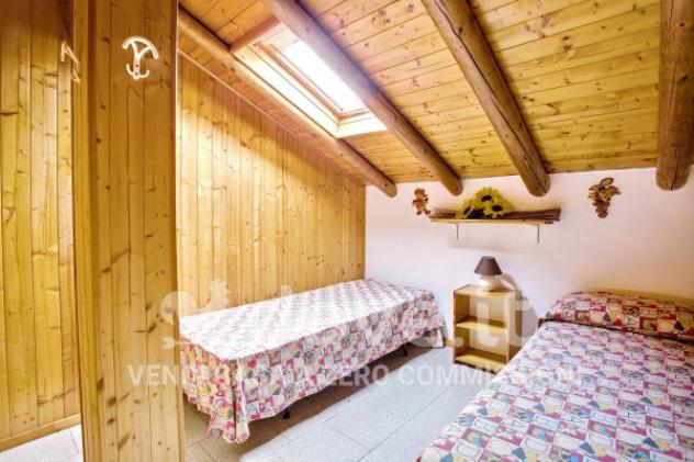 Appartamento di 200 m² con 5 locali in vendita a Casalzuigno - Foto 16