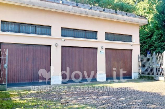Attico / Mansarda di 220 m² con più di 5 locali e box auto in vendita a Varese - Foto 17