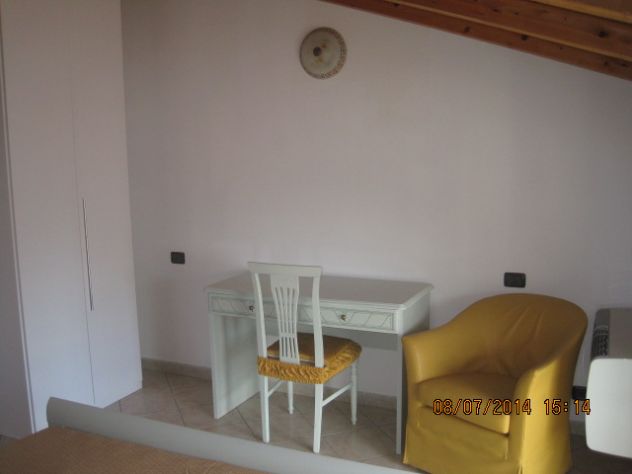 Trilocale Nuovo Arredato con 2 Camere da Letto vicino Università M2 Spese Compr. - Foto 2