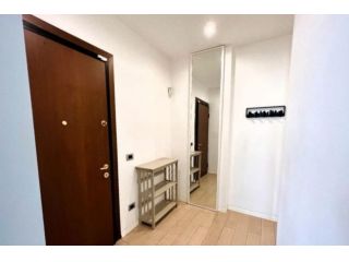 PARIOLI QUADRILOCALE CON BALCONE E POSTO AUTO.