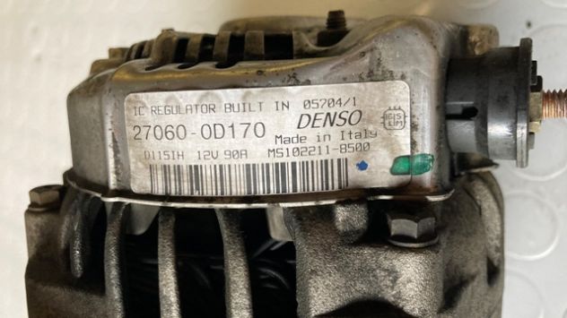 Alternatore Toyota Corolla Verso 1.8 benzina del 2004 (27060-0D170) - Foto 4