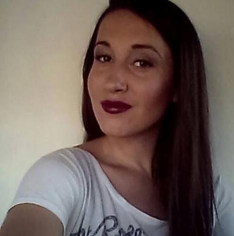 Donna di Reggio Calabria. Fisico Normale Tel: