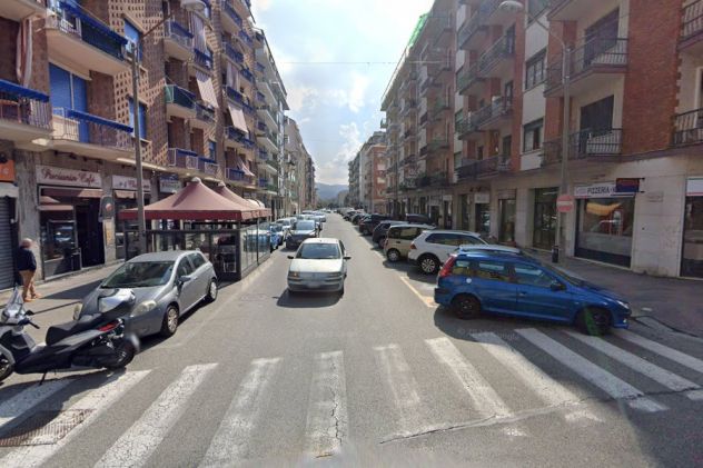 VIA BARLETTA DECOROSO TRILOCALE RISTRUTTURATO - Foto 2