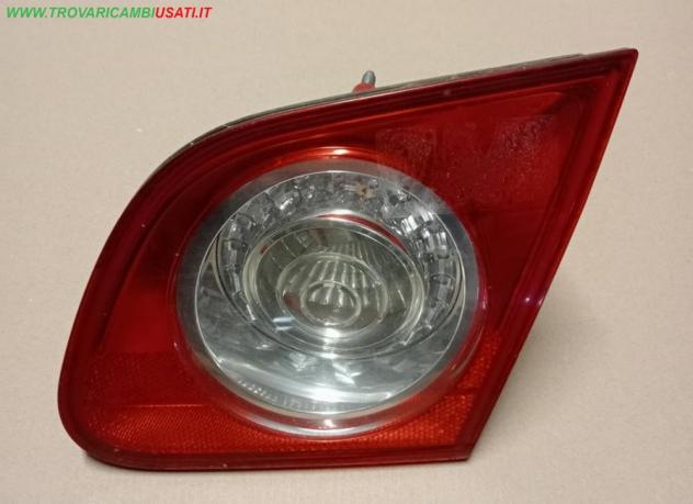 FANALE POST.D.(parte int.) VOLKSWAGEN PASSAT (3C) - 3C5.945.094.C  Parti elettriche  Fanaleria  Fanali  Fanale int. post. d VOLKSWAGEN - PASSAT - 01-0