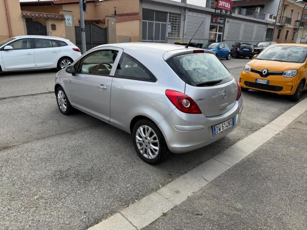 Opel Corsa 1.3 CDTI 75CV ecoFLEX 3 porte Sport - Foto 2